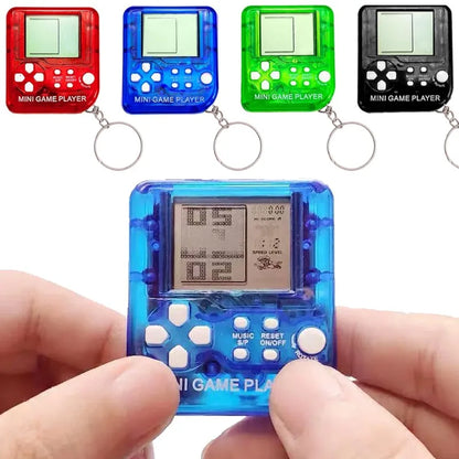 Mini Classic Video Game Machine Keychain Alloy Games Keyrings Souvenir Handbag Key Chains Keyring Jewelry Accessories Gifts