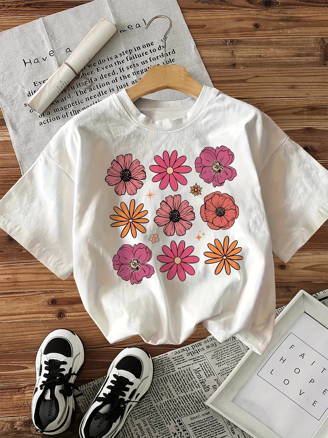Women's Casual Short Sleeve Crew Neck T-Shirt Vibrant Floral Print with Flowers on Soft Fabric for Summer Fashion Ladies TShirts