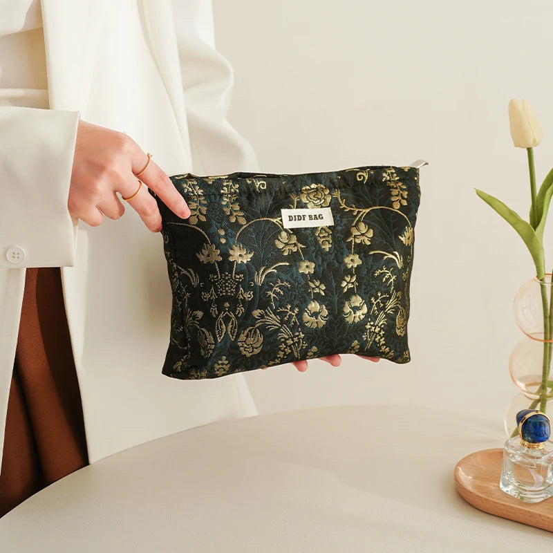 Women's Makeup Bag Noble Printed Gold Flowers Large Capacity Lipstick Air Cushion Storage Bag Portable Travel Toiletry Bag