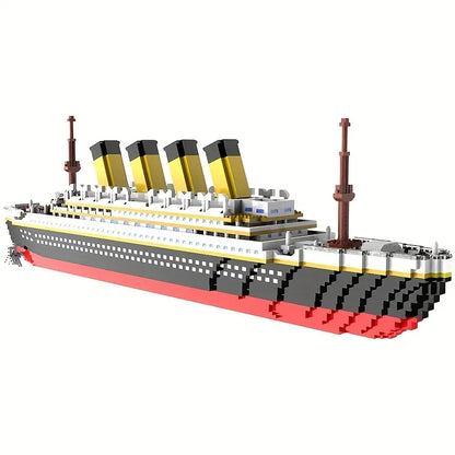 Titanic cruise ship small particle assembly building blocks male and female couples male and female gifts boutique decoration