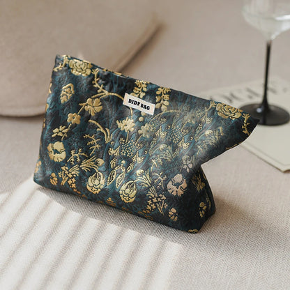 Women's Makeup Bag Noble Printed Gold Flowers Large Capacity Lipstick Air Cushion Storage Bag Portable Travel Toiletry Bag