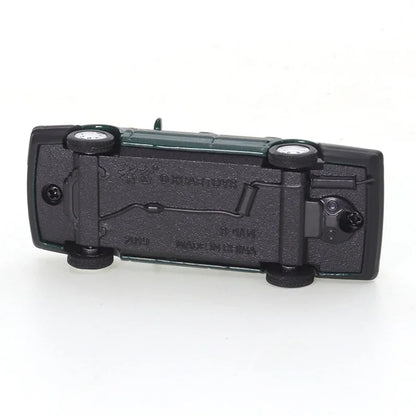 XCARTOYS Miniature Model Alloy Diecast Automotive Model 1/64 SANTANA Wagon Y22-01 Car Kids Xmas Gift Toys for Boys