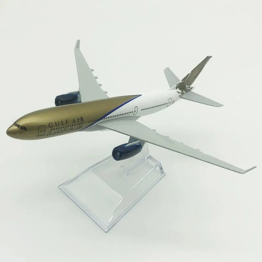 Scale 1:400 Metal Aircraft Replica Gulf Air A330 Airplane Diecast Model Aviation Plane Collectible Toys for Boys