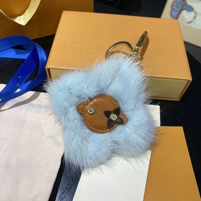 2025 new handmade cartoon plush keychain three-dimensional exquisite cute bag pendant couple model