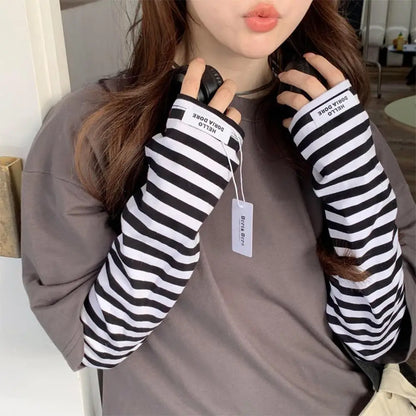 1 Pair Dual-Color Striped Sun Protection Arm Sleeves Loose Summer Outdoor Protector Solar Sleeves Women Ice Sleeve Arm Protector