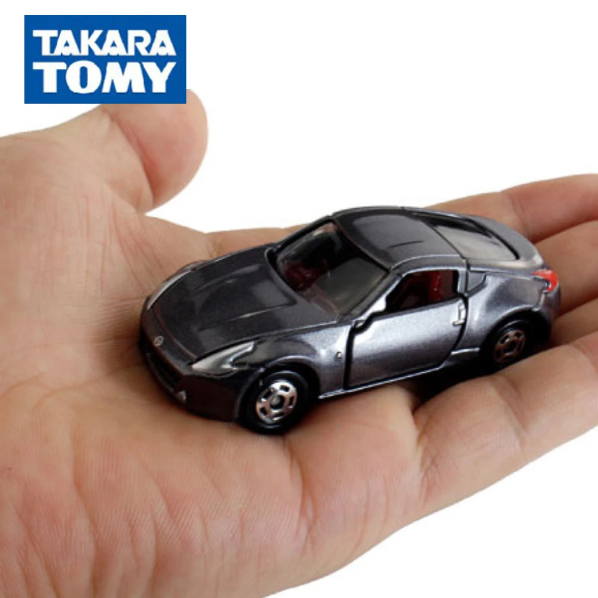 Takara Tomy Tomica Classic 1-30, NISSAN KICKS Scale Car Model Replica Collection Xmas Gift Toys for Boys