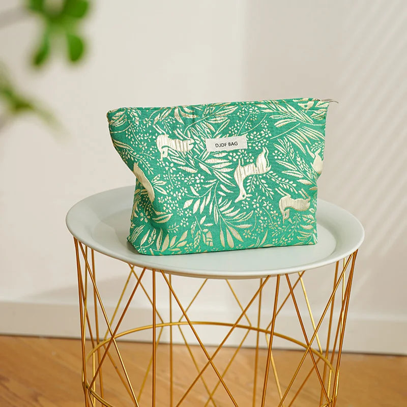 Women's Makeup Bag Noble Printed Gold Flowers Large Capacity Lipstick Air Cushion Storage Bag Portable Travel Toiletry Bag