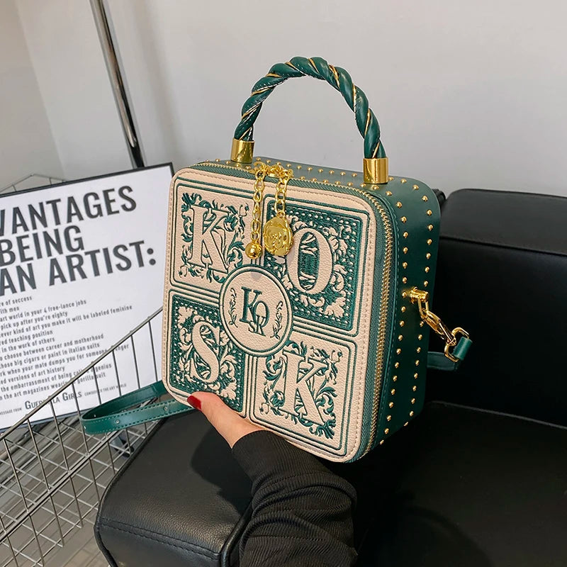 Popular Bags 2024 New Women's Bags Hot Sale Messenger Bag Autumn/winter Niche Design Handbag Square Bag Box Bag Shoulder Bag