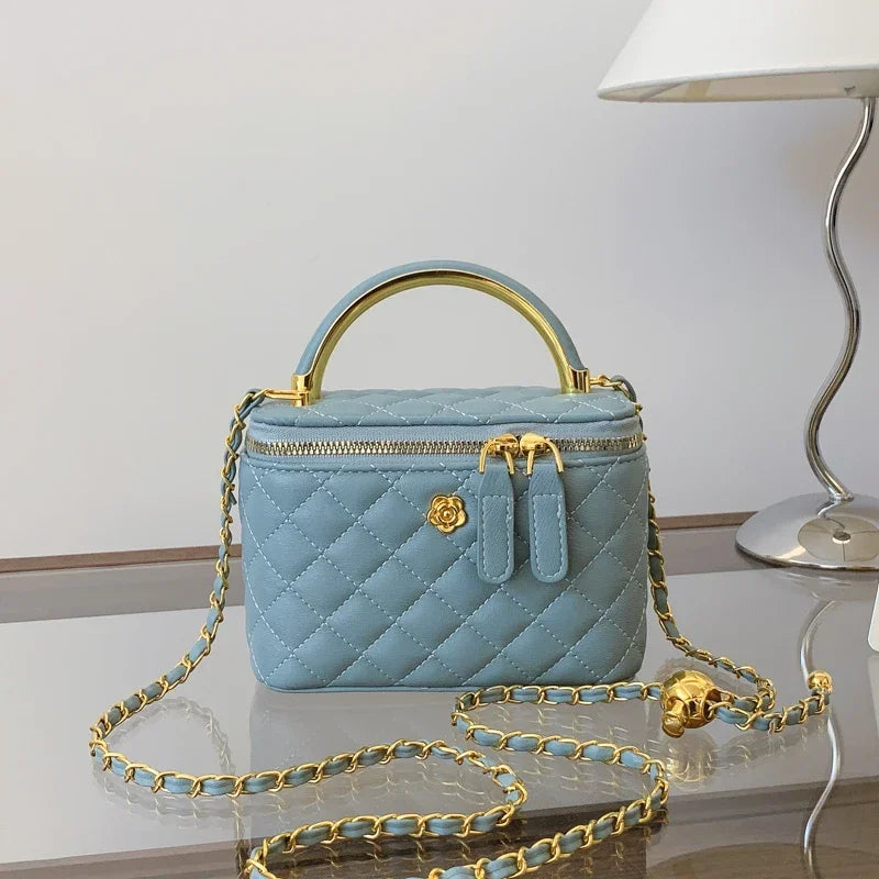 2025 New Women's Large Capacity Diamond Grid Single Shoulder Diagonal Cross Hand-held Small Square Bag, Famous Luxury Designer