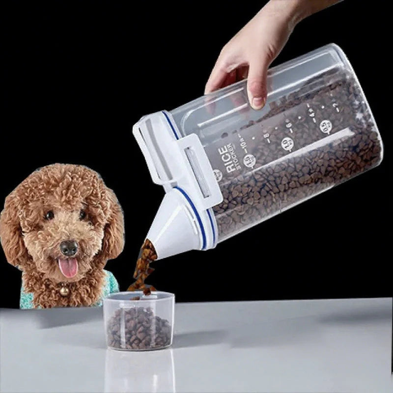1.5kg/2kg Dog Cat Food Storage Container Plastic Pail With Measuring Cup Airtight Moisture Proof Pet Supplies Kitchen Jar
