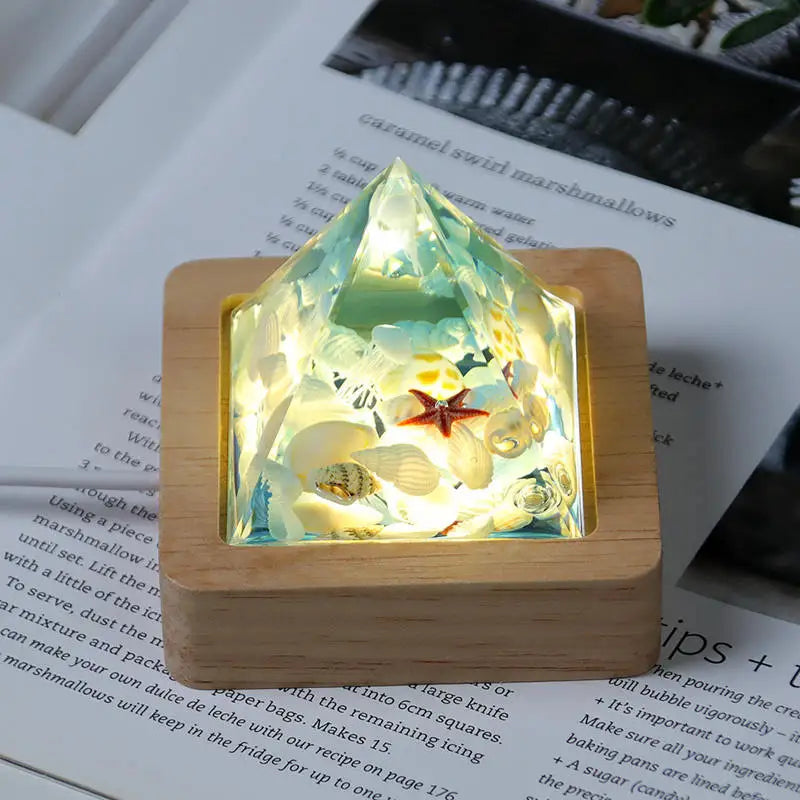 Cute Pyramid Turtle Jellyfish Shark Shell Epoxy Resin Desk Ornaments Children Bedroom Room Decoration for Kids Gift Glow Night