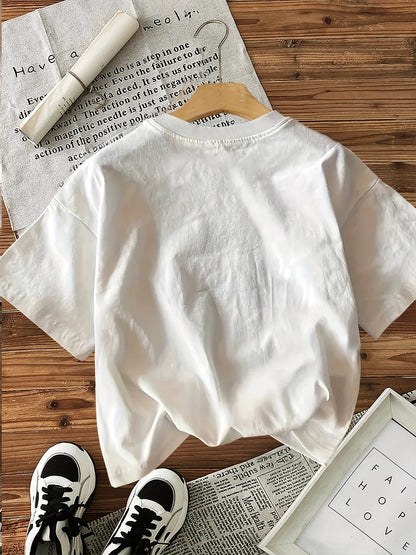 تي شيرت نسائي كاجوال بأكمام قصيرة ورقبة دائرية وطبعة زهور نابضة بالحياة على قماش ناعم لأزياء الصيف للسيدات